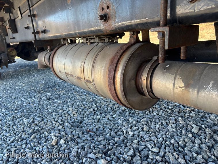 image for item YA1341 2016 International 4300 box truck