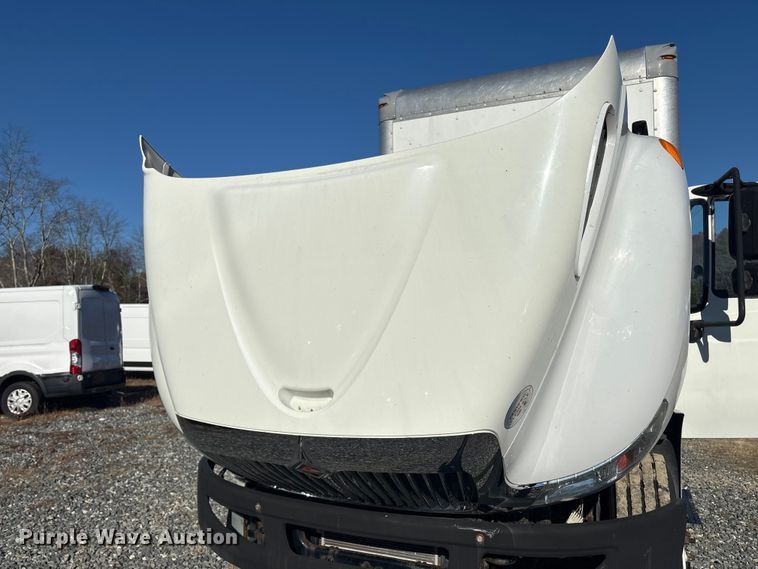 image for item YA1341 2016 International 4300 box truck