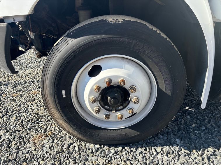 image for item YA1341 2016 International 4300 box truck