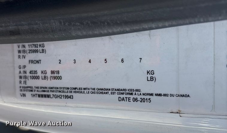 image for item YA1341 2016 International 4300 box truck