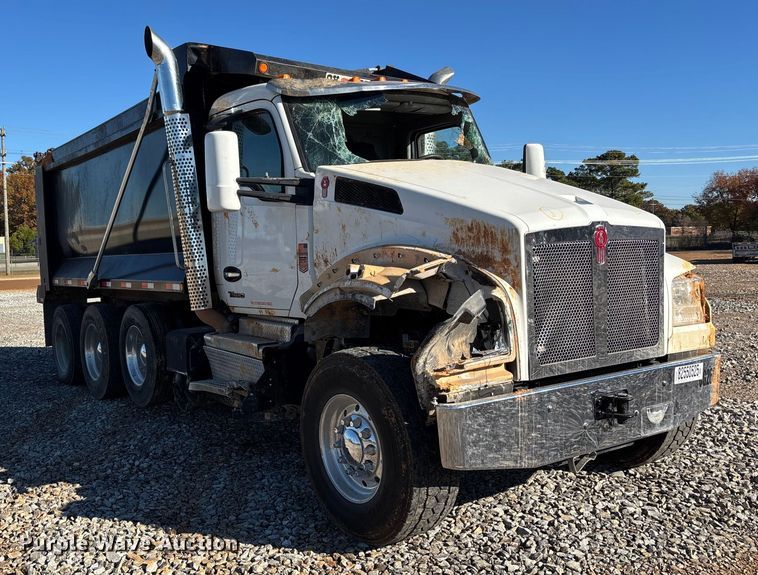 image for item YA1448 2024 Kenworth T880 dump truck