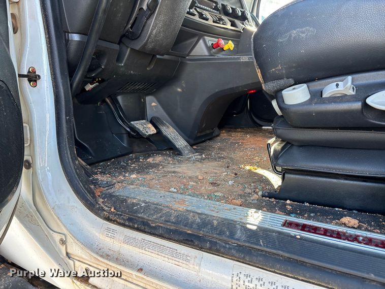 image for item YA1448 2024 Kenworth T880 dump truck