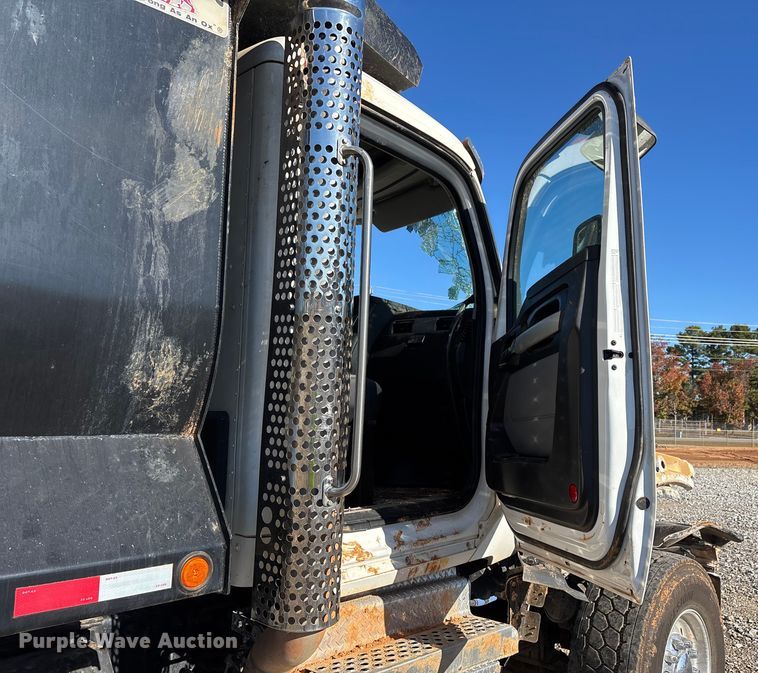 image for item YA1448 2024 Kenworth T880 dump truck