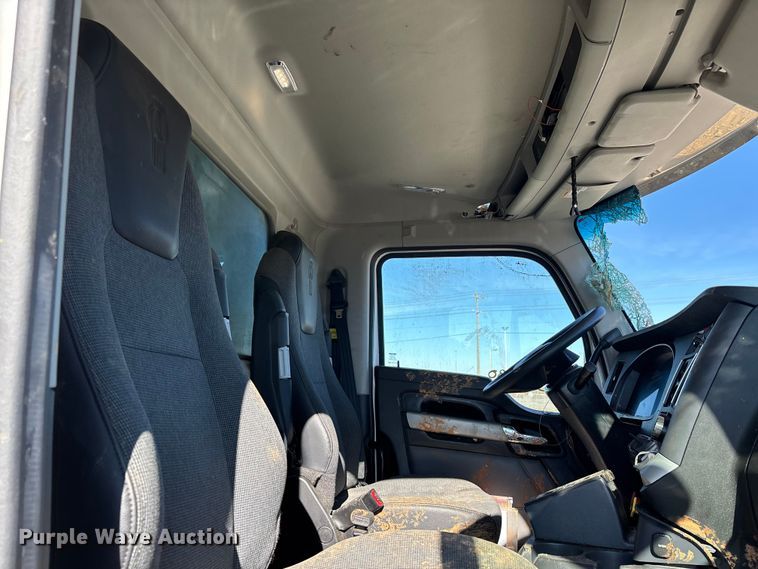 image for item YA1448 2024 Kenworth T880 dump truck