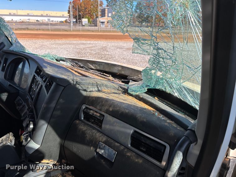 image for item YA1448 2024 Kenworth T880 dump truck