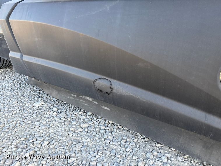 image for item YA1473 2017 Kenworth  T680 semi truck