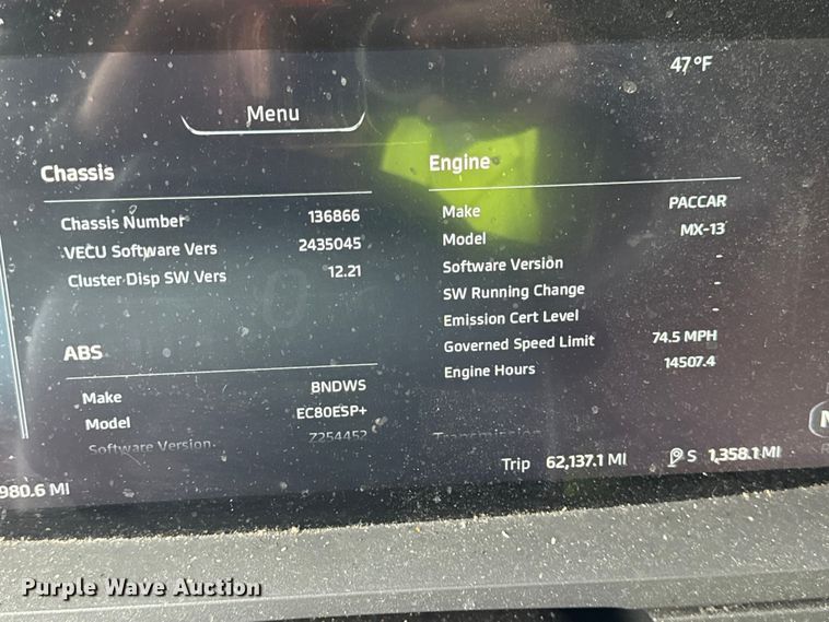 image for item YA1520 2022 Kenworth T680 semi truck