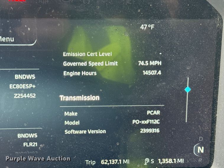 image for item YA1520 2022 Kenworth T680 semi truck