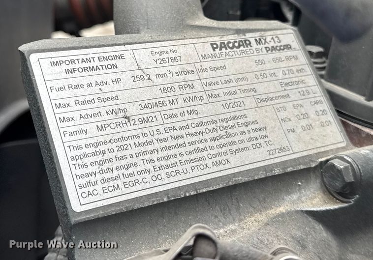 image for item YA1520 2022 Kenworth T680 semi truck