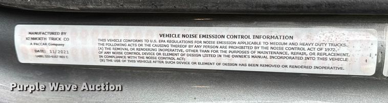 image for item YA1520 2022 Kenworth T680 semi truck