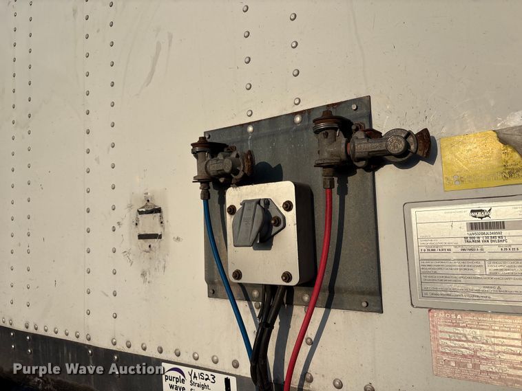 image for item YA1523 2018 Wabash DVLSHPC dry van trailer