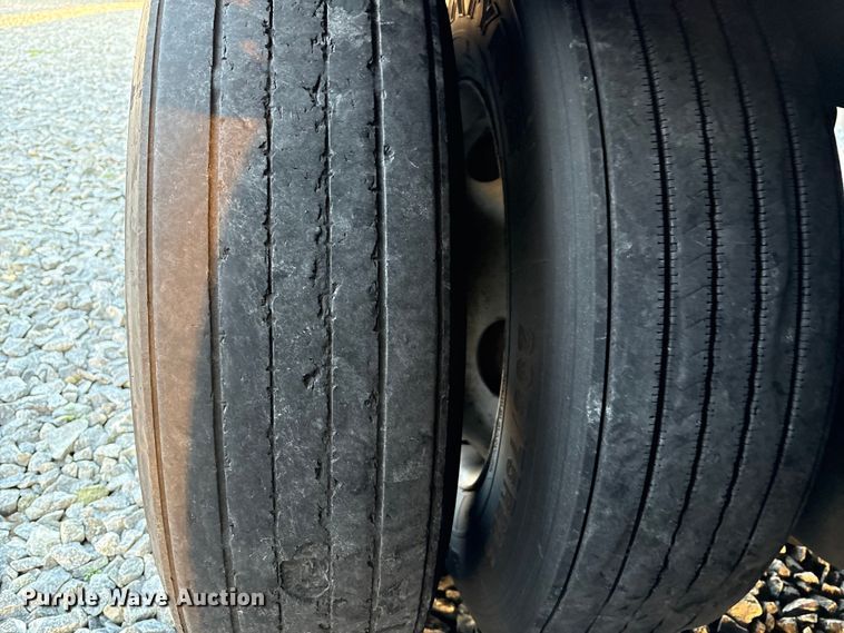 image for item YA1524 2018 Wabash DVLSHPC dry van trailer