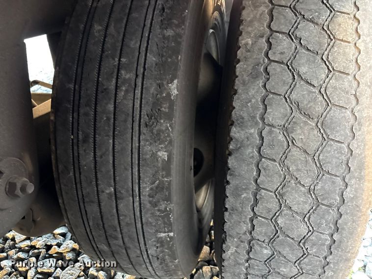 image for item YA1524 2018 Wabash DVLSHPC dry van trailer