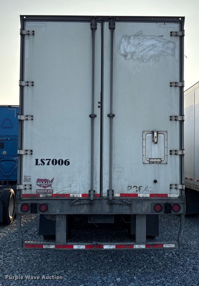 image for item YA1526 2018 Wabash DVLSHPC dry van trailer