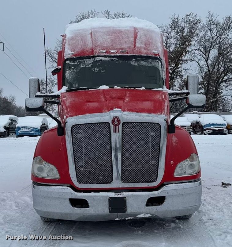 CAMIóN CAMAROTE 2019 KENWORTH