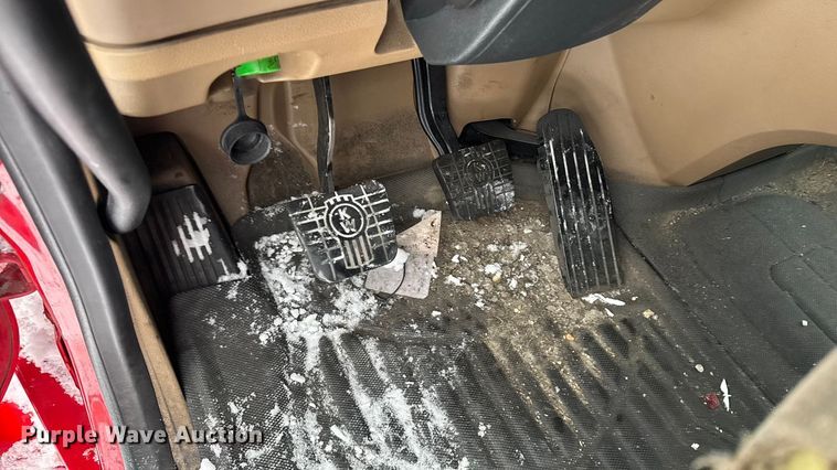 image for item YA1685 2019 Kenworth T680 semi truck