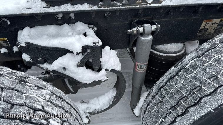 image for item YA1685 2019 Kenworth T680 semi truck