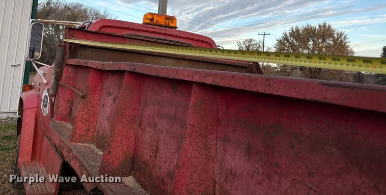 image for item DK0142 1978 Chevrolet C60 dump truck