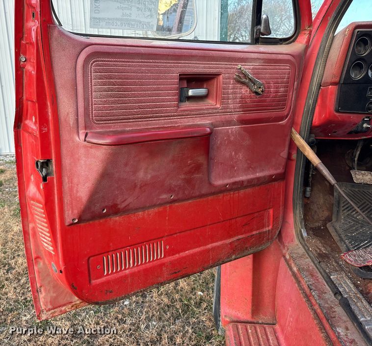 image for item DK0142 1978 Chevrolet C60 dump truck