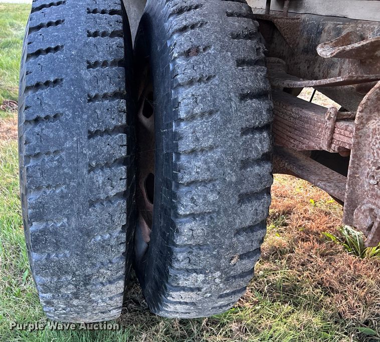 image for item DK0142 1978 Chevrolet C60 dump truck