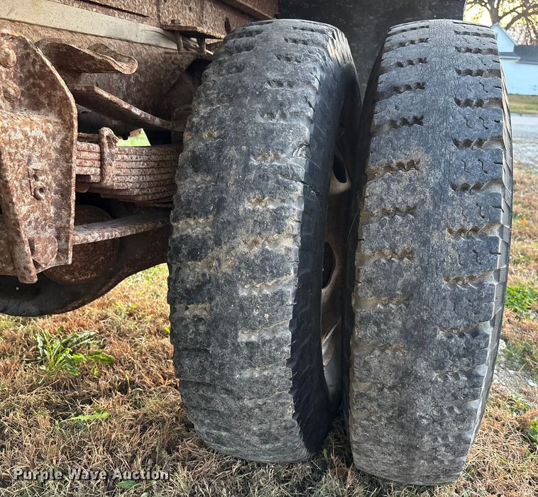 image for item DK0142 1978 Chevrolet C60 dump truck