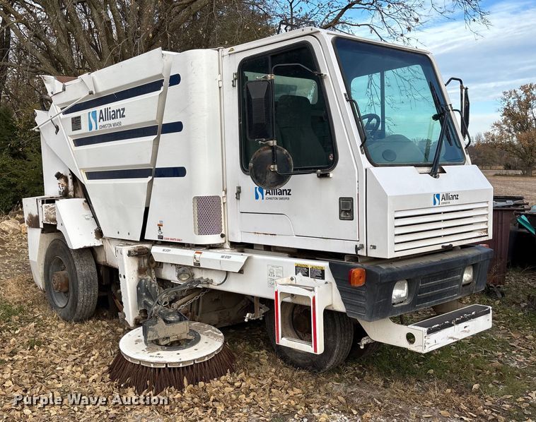 image for item DK0143 Allianz Johnston MX 450 street sweeper
