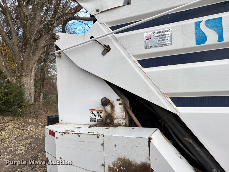 image for item DK0143 Allianz Johnston MX 450 street sweeper