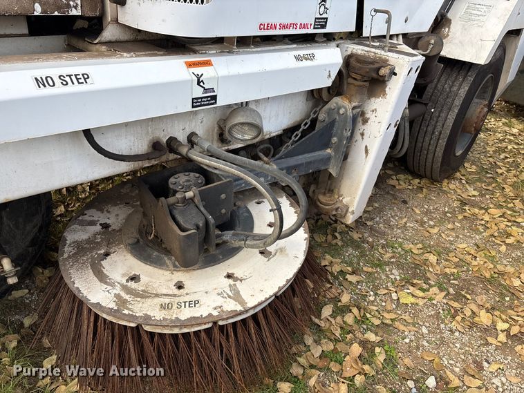 image for item DK0143 Allianz Johnston MX 450 street sweeper