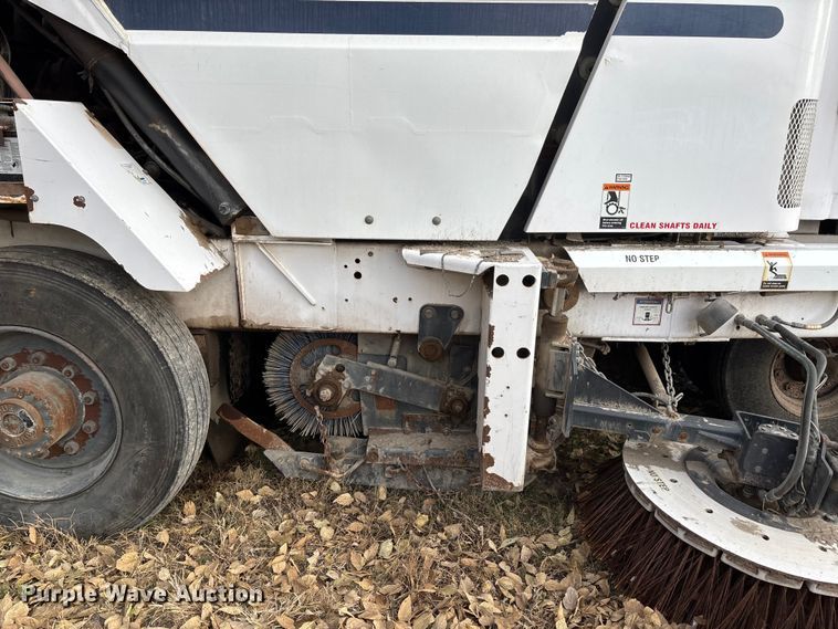 image for item DK0143 Allianz Johnston MX 450 street sweeper