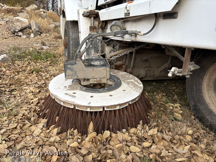 image for item DK0143 Allianz Johnston MX 450 street sweeper