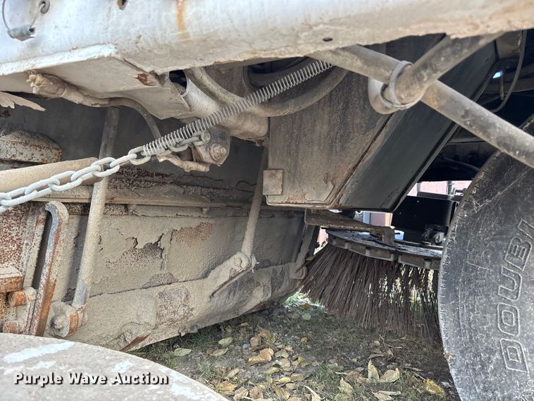 image for item DK0143 Allianz Johnston MX 450 street sweeper