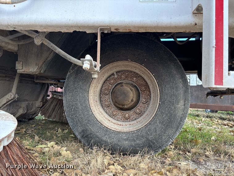 image for item DK0143 Allianz Johnston MX 450 street sweeper