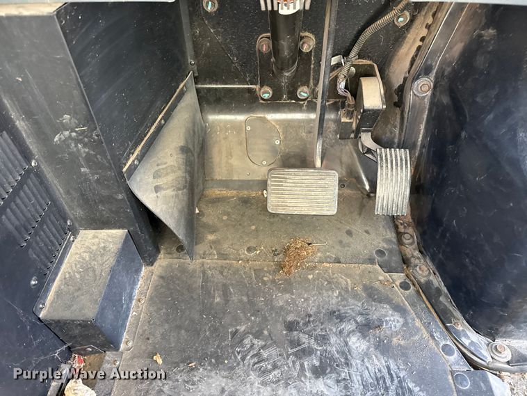 image for item DQ4167 2014 IC Corporation PB105 school bus