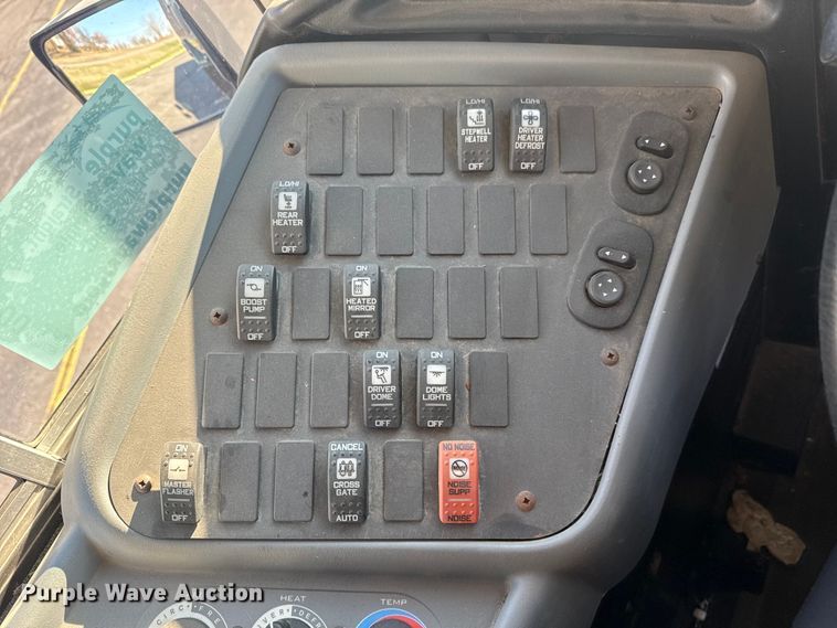 image for item DQ4167 2014 IC Corporation PB105 school bus