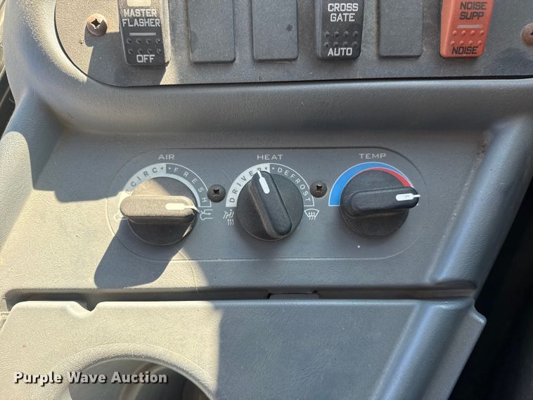 image for item DQ4167 2014 IC Corporation PB105 school bus