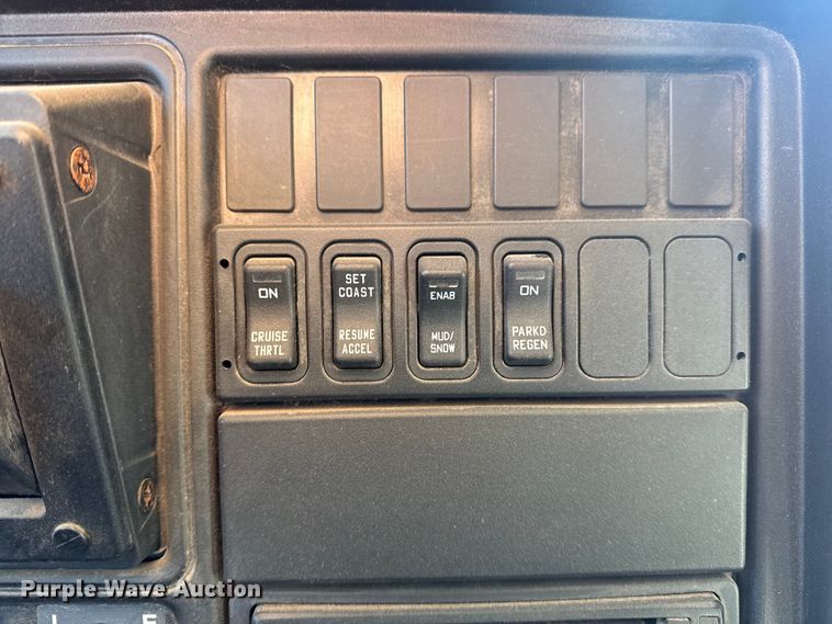 image for item DQ4167 2014 IC Corporation PB105 school bus