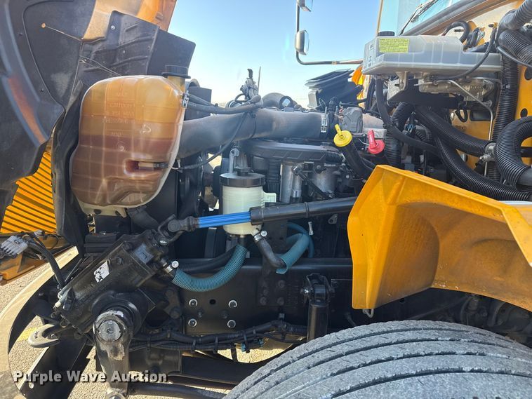 image for item DQ4167 2014 IC Corporation PB105 school bus