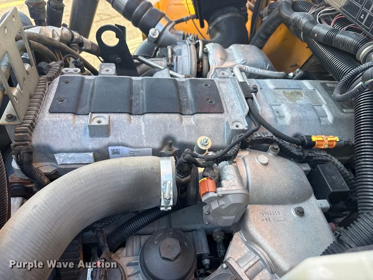 image for item DQ4167 2014 IC Corporation PB105 school bus