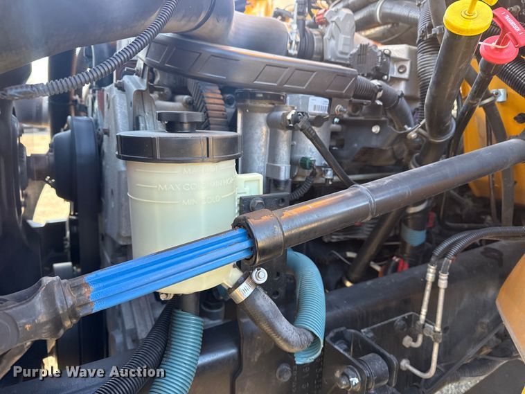 image for item DQ4167 2014 IC Corporation PB105 school bus