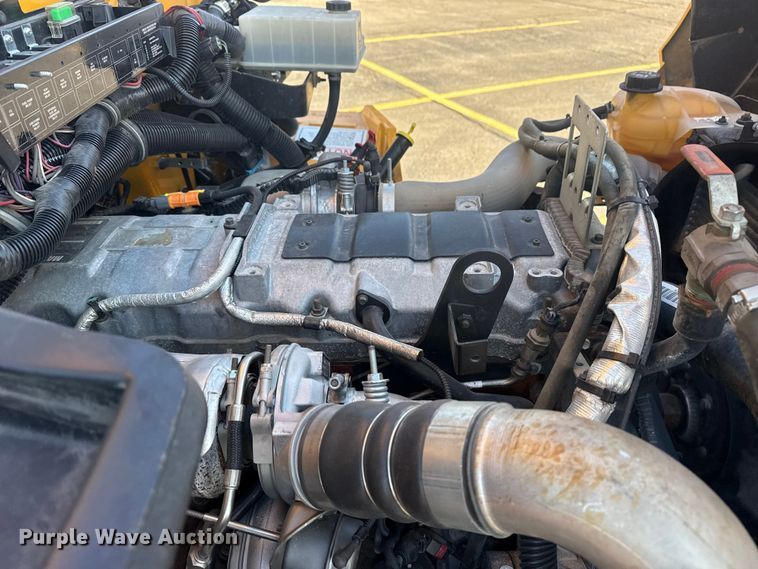 image for item DQ4167 2014 IC Corporation PB105 school bus