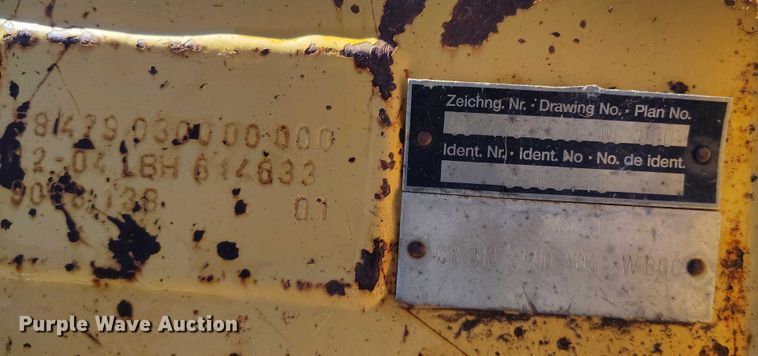 image for item DT0783 2005 John Deere 244J wheel loader