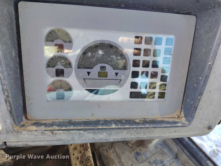 image for item DT0783 2005 John Deere 244J wheel loader