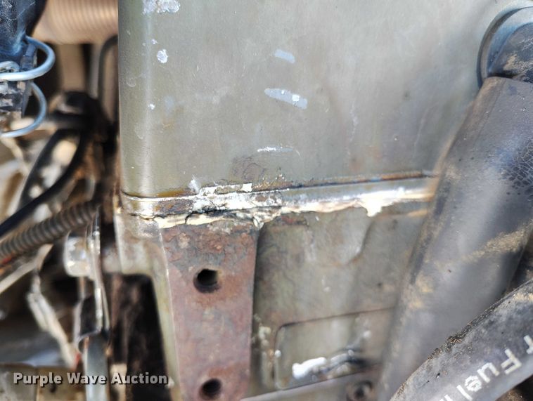 image for item DT0783 2005 John Deere 244J wheel loader