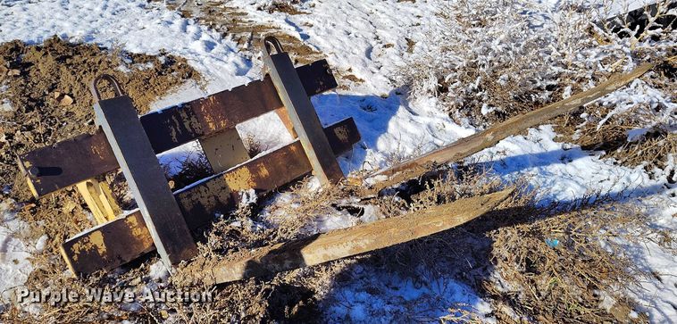 image for item DT0783 2005 John Deere 244J wheel loader