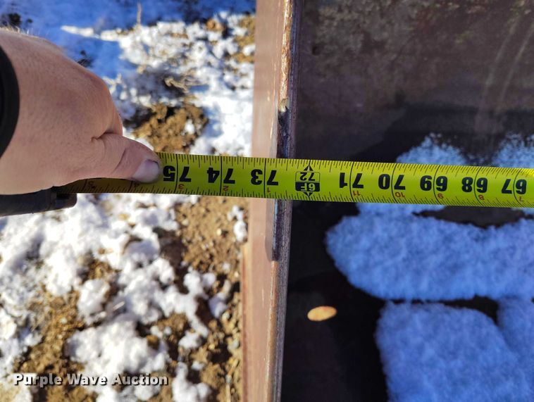 image for item DT0783 2005 John Deere 244J wheel loader