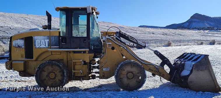 image for item DT0784 2005 Caterpillar 924G High Lift wheel loader