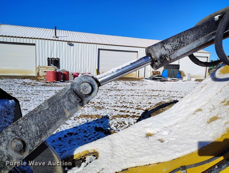 image for item DT0784 2005 Caterpillar 924G High Lift wheel loader