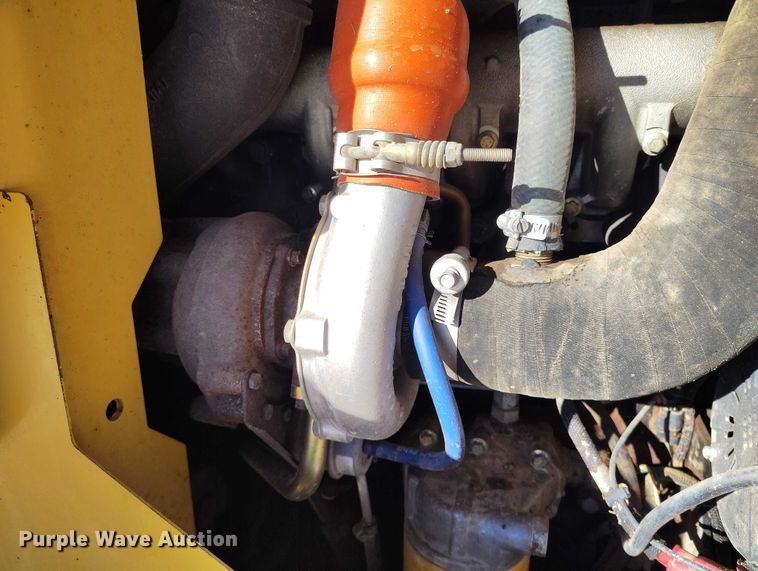 image for item DT0784 2005 Caterpillar 924G High Lift wheel loader