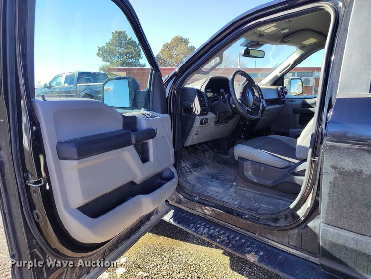 image for item DT0785 2020 Ford F150 SuperCrew pickup truck