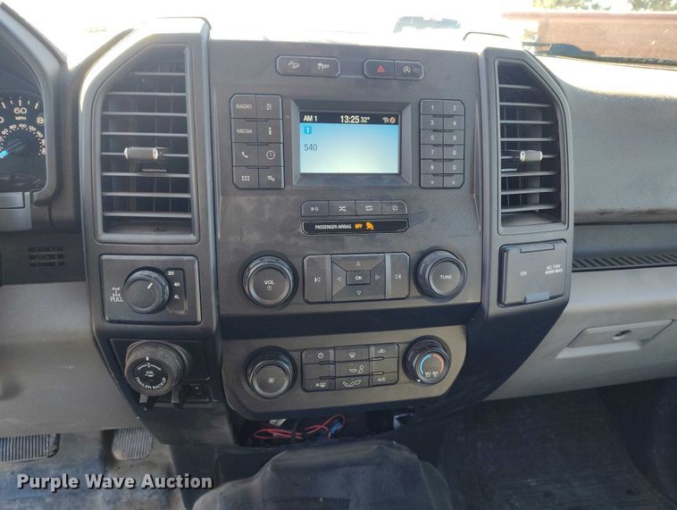 image for item DT0785 2020 Ford F150 SuperCrew pickup truck